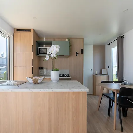 Caravan On The Coast Chalet