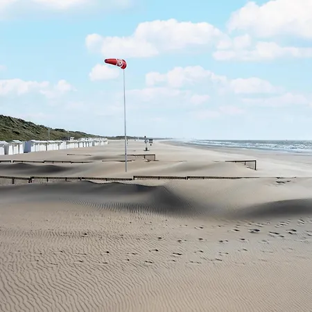 Caravan On The Coast Bredene